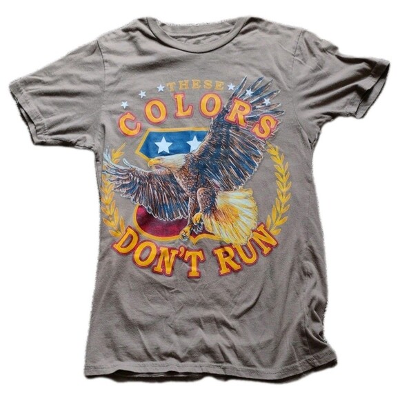 mens medium Patriotic Shirt These Colors Don't Run American Flag Bald Eagle - Picture 1 of 4